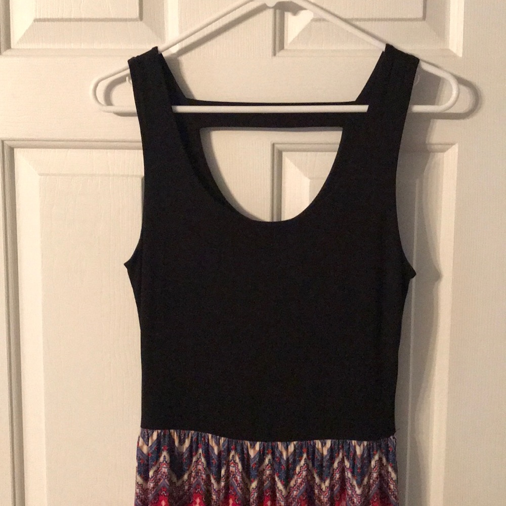 Dress - Picture 2 of 5